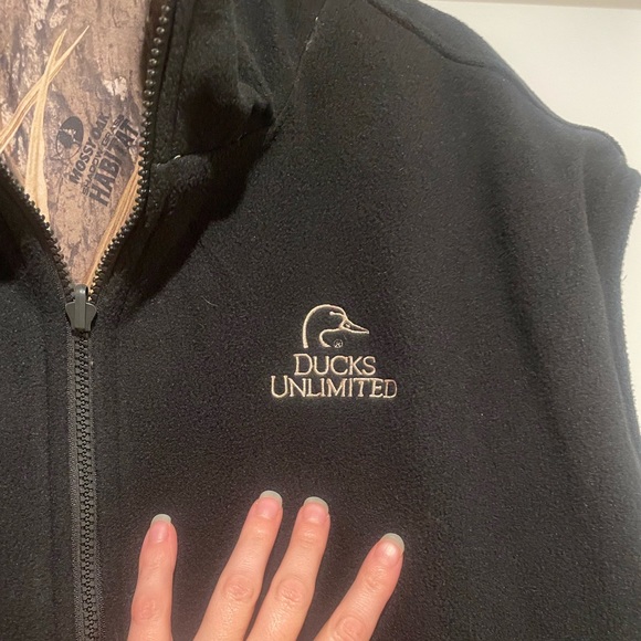 NWOT Ducks Unlimited Reversible Vest, black fleece, shadow grass habitat, XXXL - Picture 6 of 8